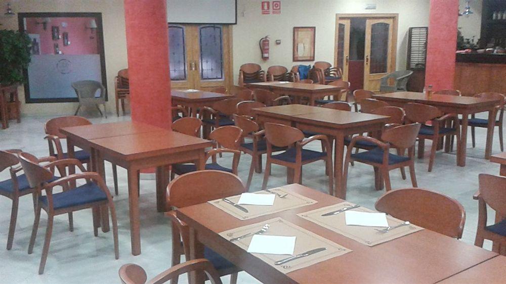 Ele Santabarbara Hotel Castilleja de la Cuesta Kültér fotó