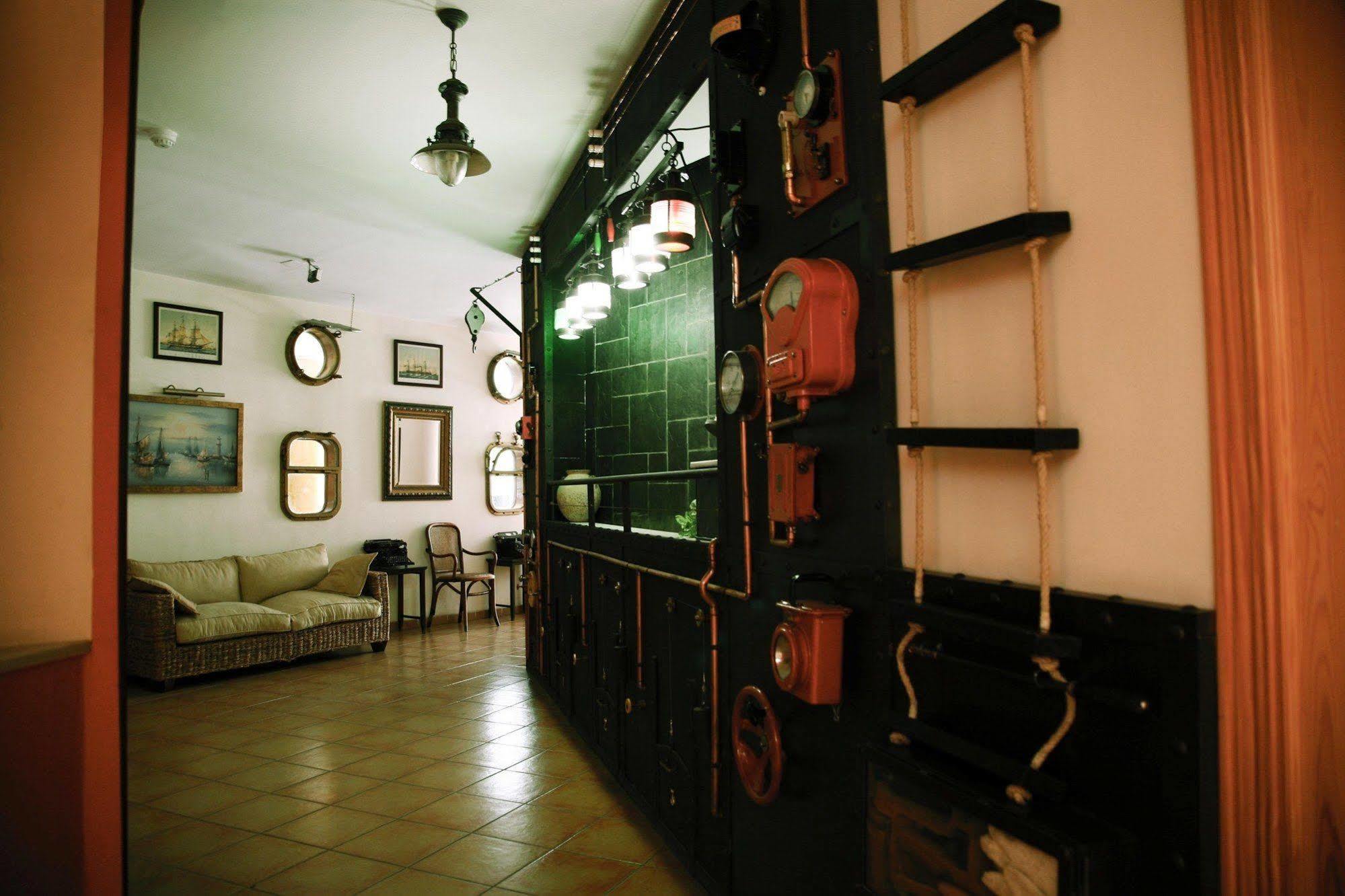 Ele Santabarbara Hotel Castilleja de la Cuesta Kültér fotó